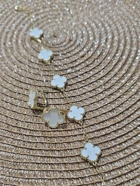 Gold Clover Motif Bracelet with White Inlays